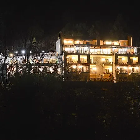 Hotel Mikri Archontissa 3*