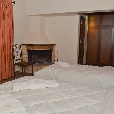 Mikri Archontissa Otel 3*