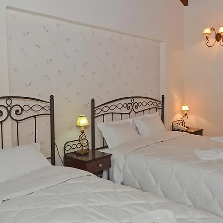 Mikri Archontissa 3* Ano Vlasia