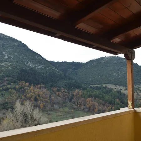 Mikri Archontissa Hotel