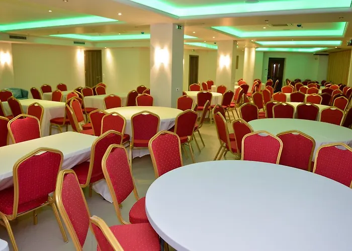 Mikri Archontissa 3*