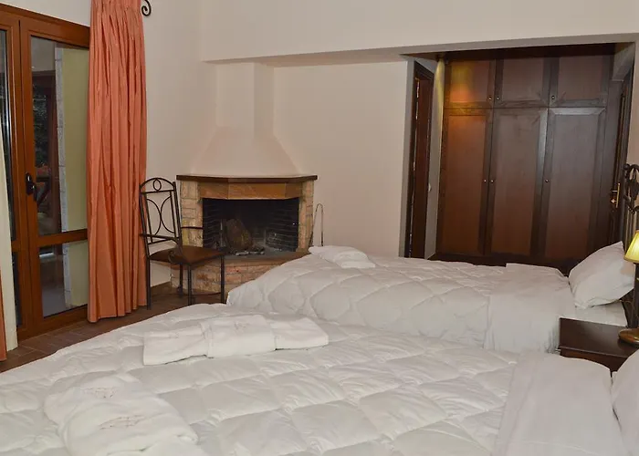 Mikri Archontissa Hotel 3*