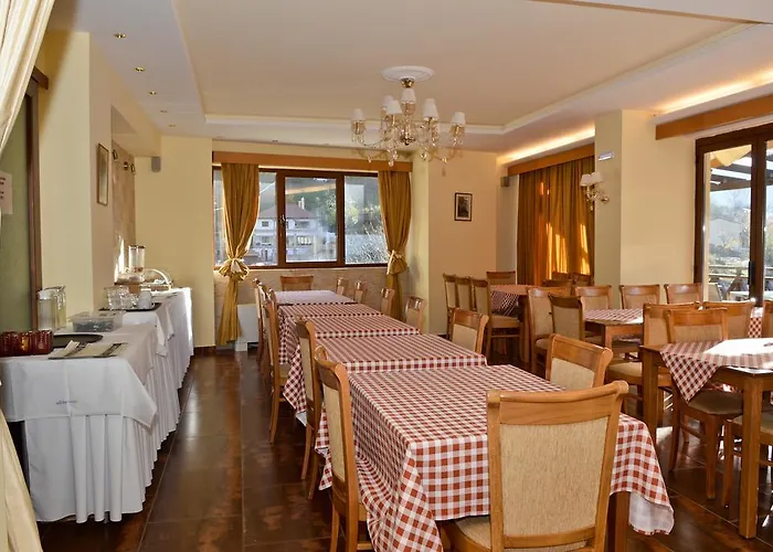 Mikri Archontissa 3* Áno Vlasía