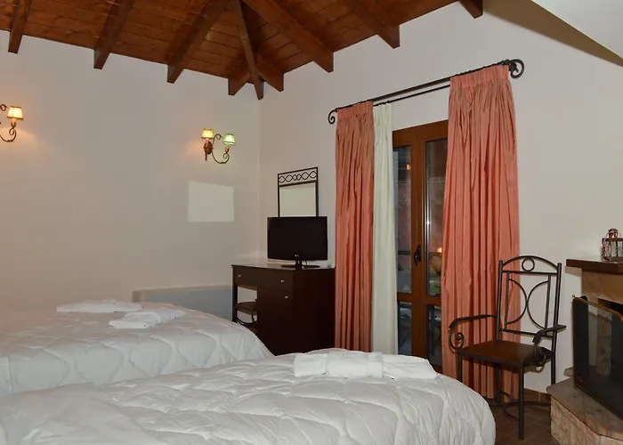 Mikri Archontissa 3*