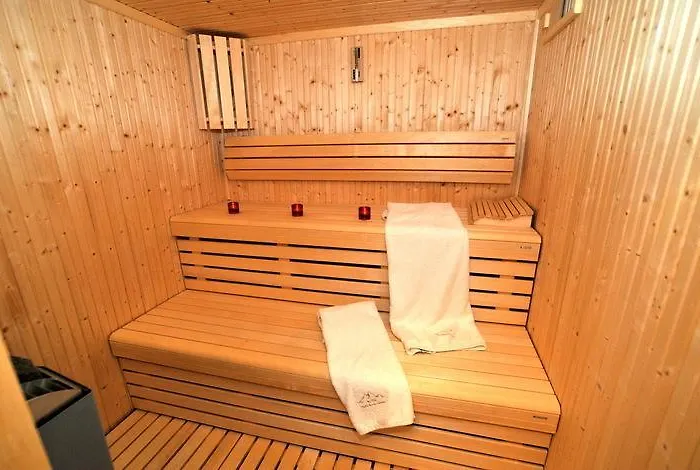 Hotel Mikri Archontissa 3*